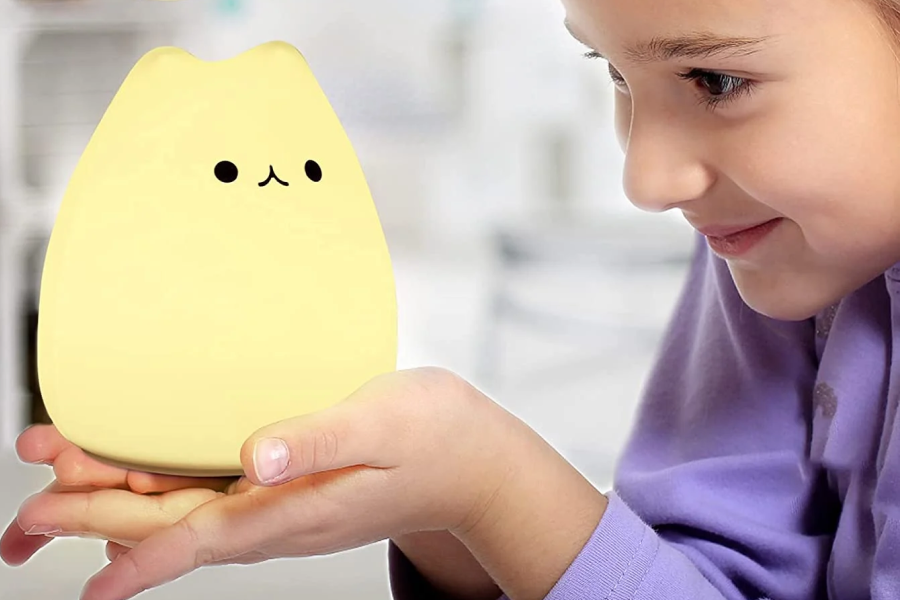 Soft Glow Cat-Shaped Night Light