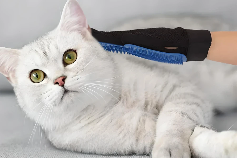 Shedding Removal Glove for Pet Owners